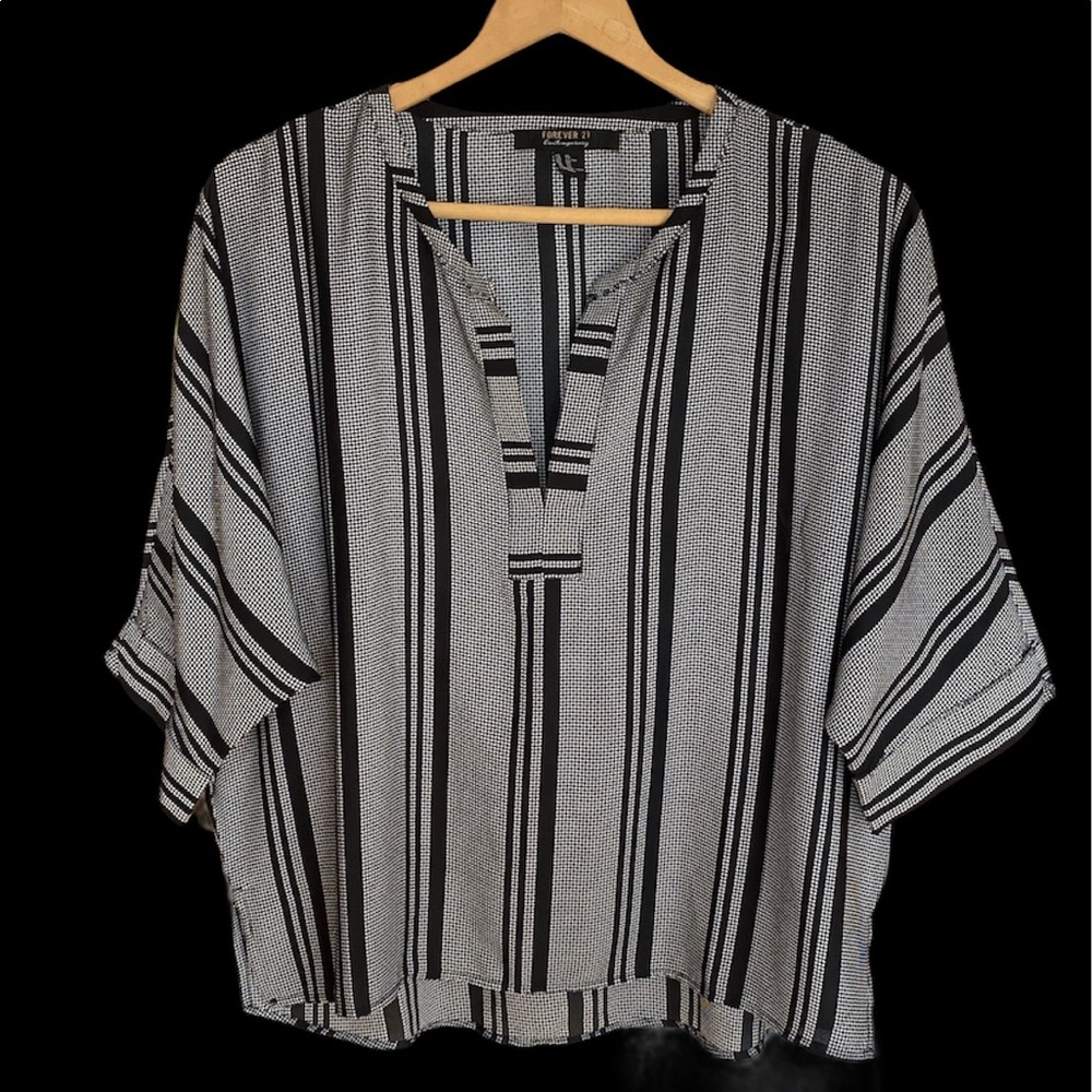 🌟3 for $25/Forever 21 Contemporary Dolman Top